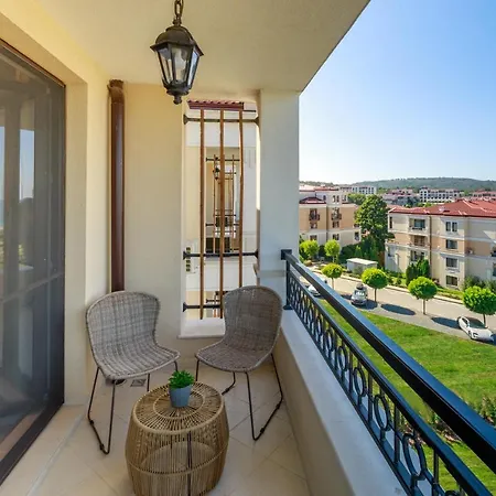 Hotel Life Antares *